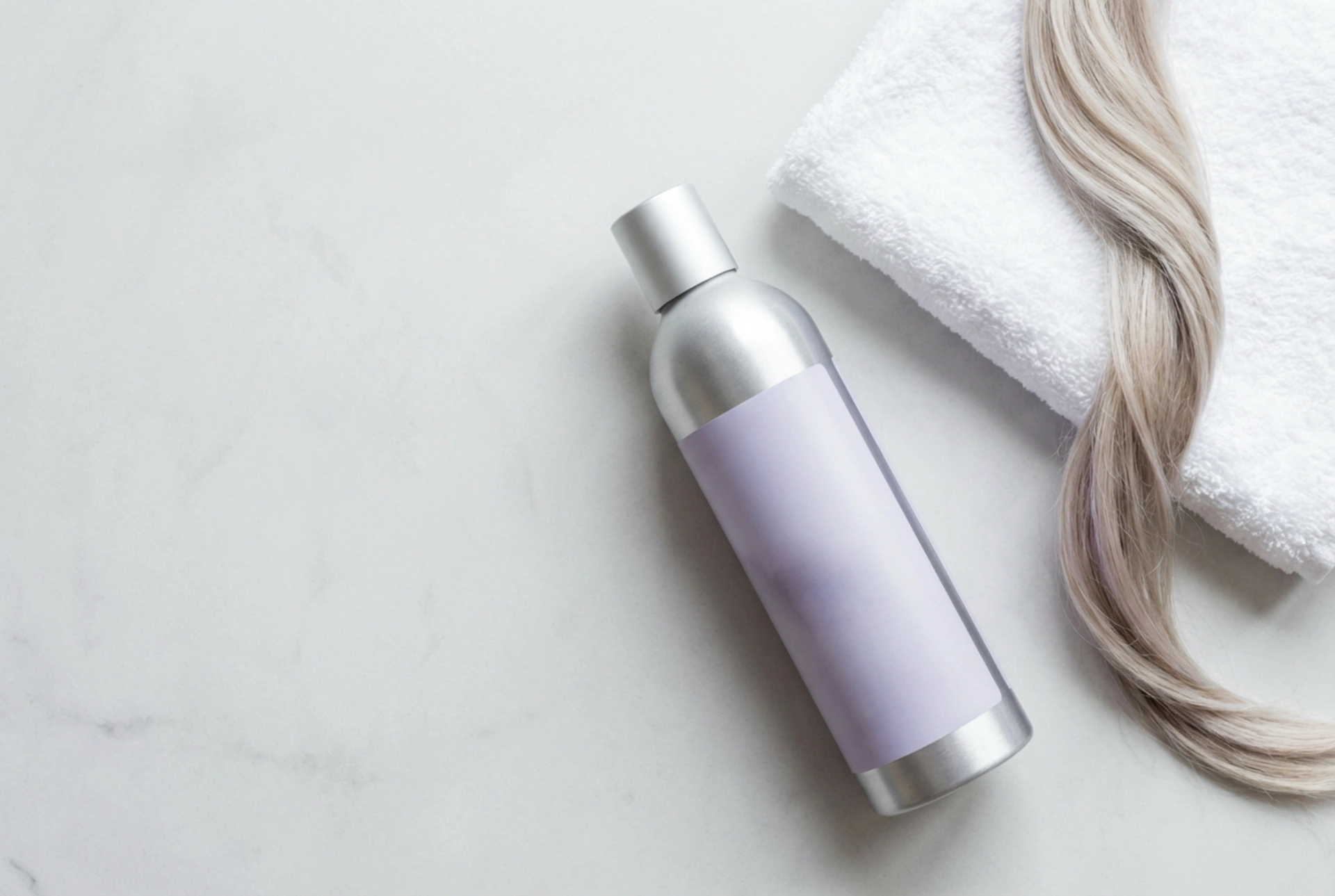 Silverschampo: neutralisera gula toner steg för steg