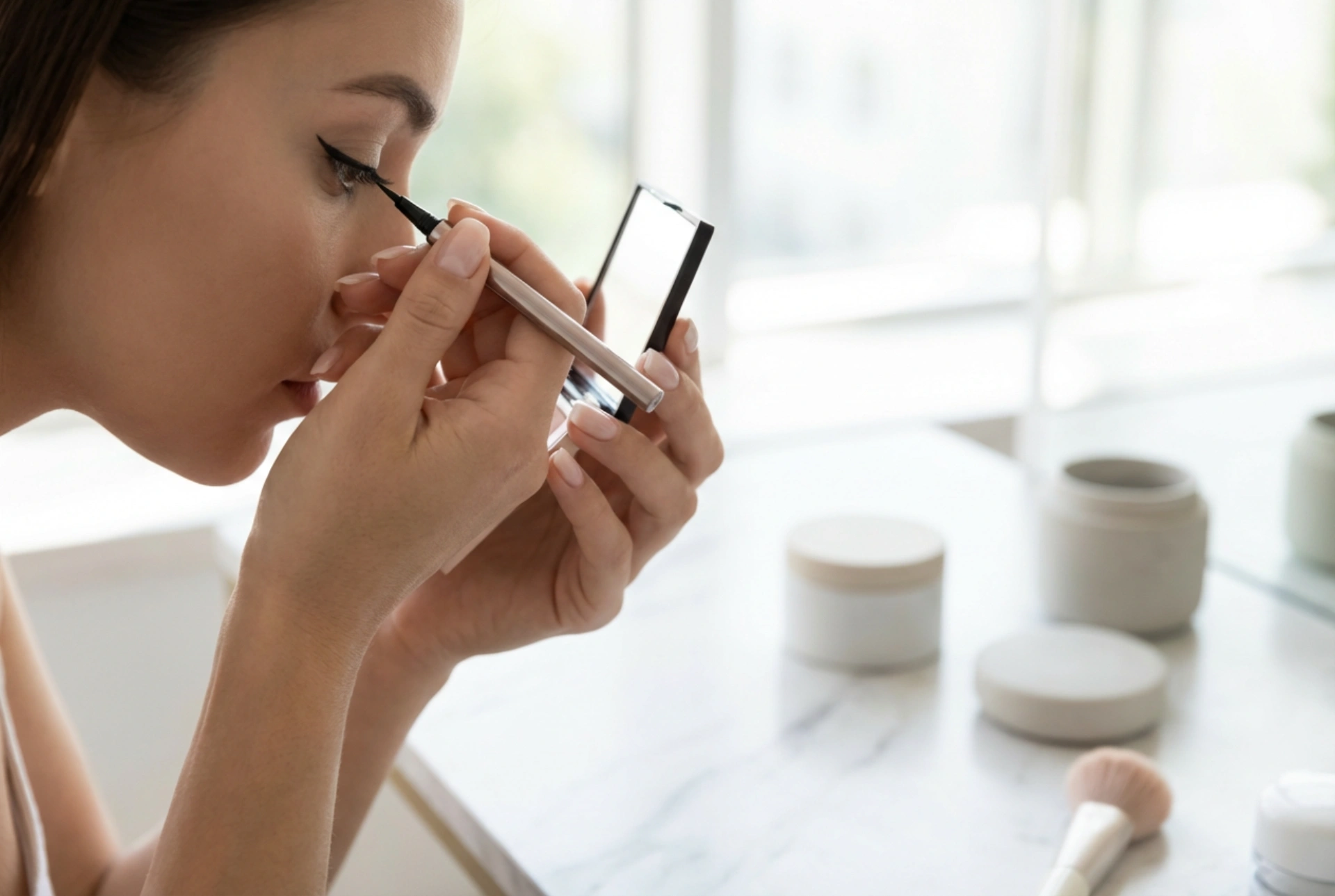 Eyeliner för nybörjare: Steg för steg och vanliga misstag